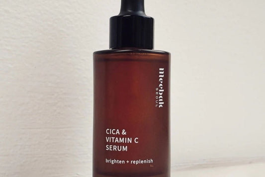 Meebak Review: A Serum That Delivers Glow & Gentle Care